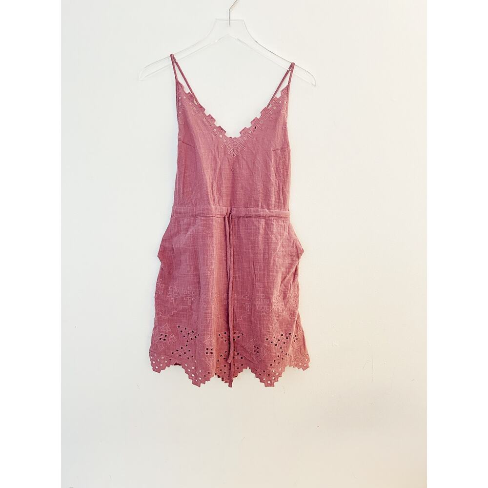 NWT Lush Criss Cross Back Crochet Pink Mini Dress Size Small